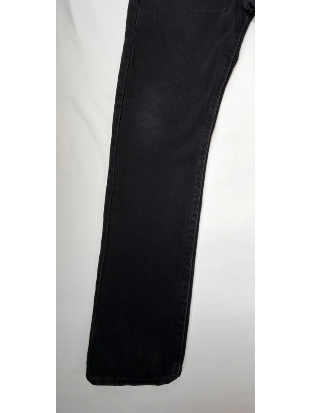 Levi Strauss 501 Men's Jeans Straight Leg Zip Fly Mid-Rise Size 32 Black